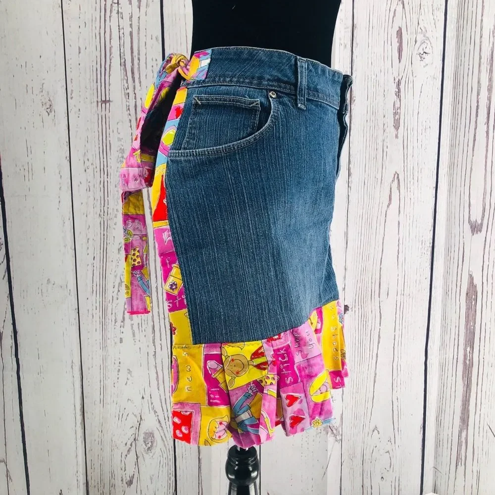 New Handmade Kitchen Jean Apron Ruffled - Picture 3 of 3